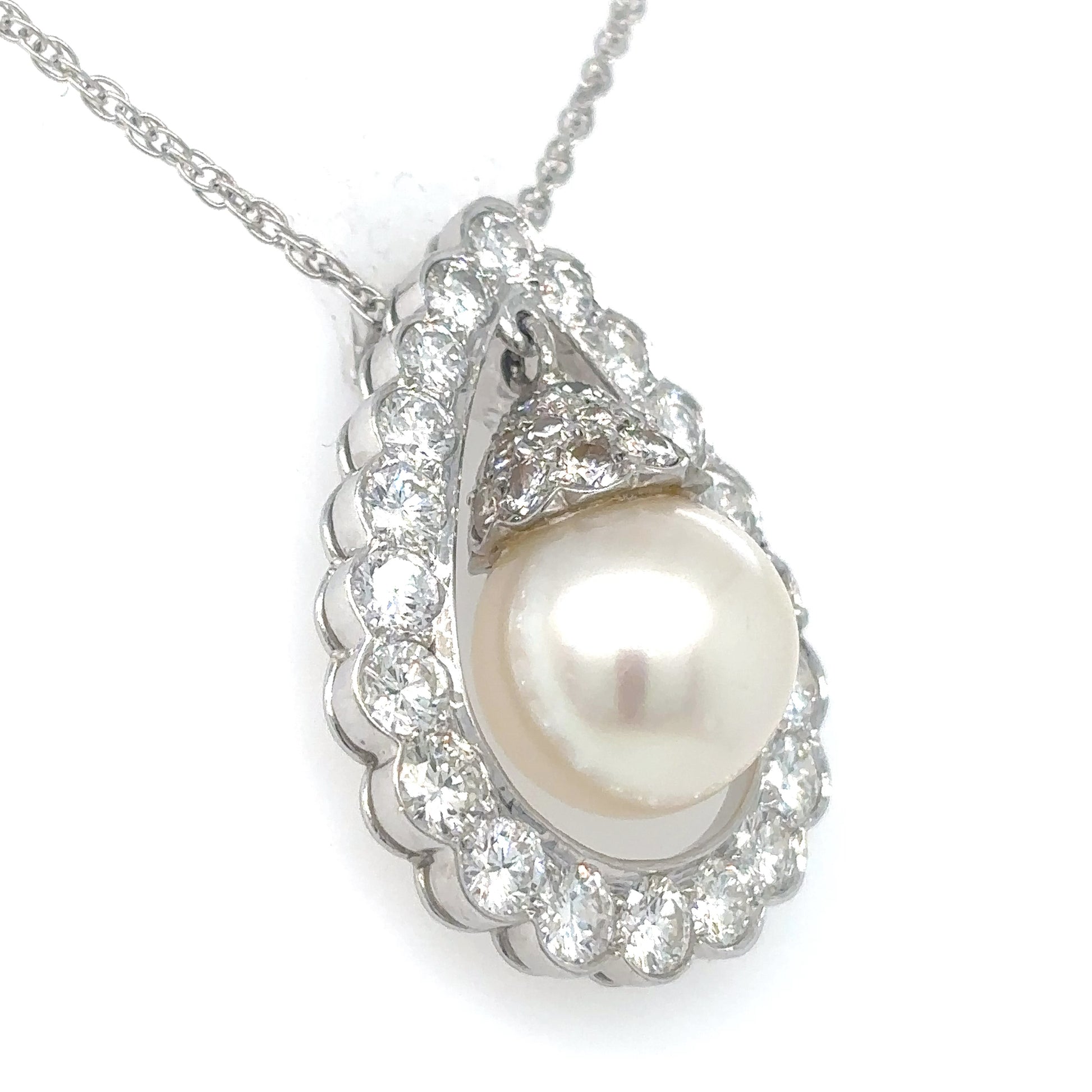 14KW 16" 11MM SOUTH SEA PEARL-2.50CTW DIAMOND PENDANT "AA" VS/F-G 9.2G