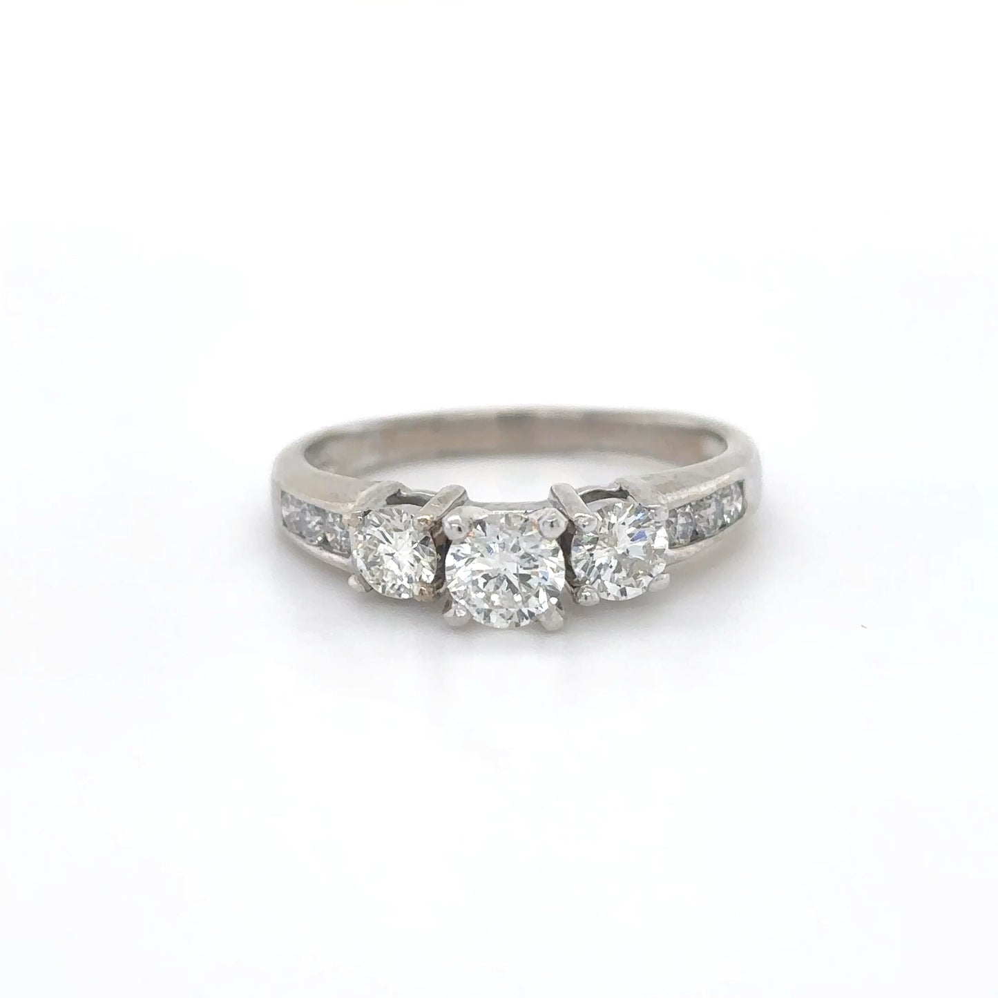 14KW 1.00CTW THREE ROUND DIAMOND ENGAGEMENT RING I1/H-I 3.2G