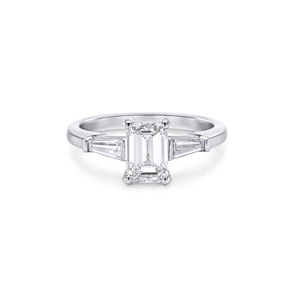 14KW 1.32CTW EMERALD-BAGUETTE THREE STONE RING