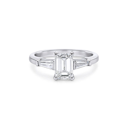 14KW 1.32CTW EMERALD-BAGUETTE THREE STONE RING