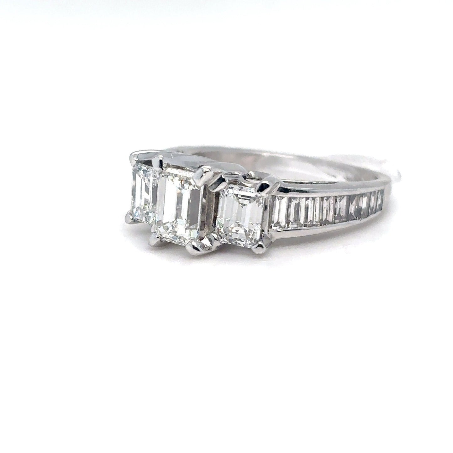 14KW 2.98CTW EMERALD -BAGUETTE DIAMOND RING VVS2/J 5.9G
