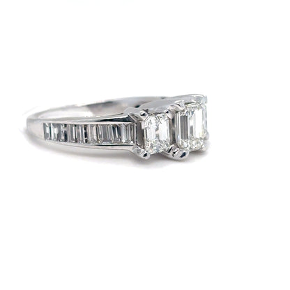 14KW 2.98CTW EMERALD -BAGUETTE DIAMOND RING VVS2/J 5.9G