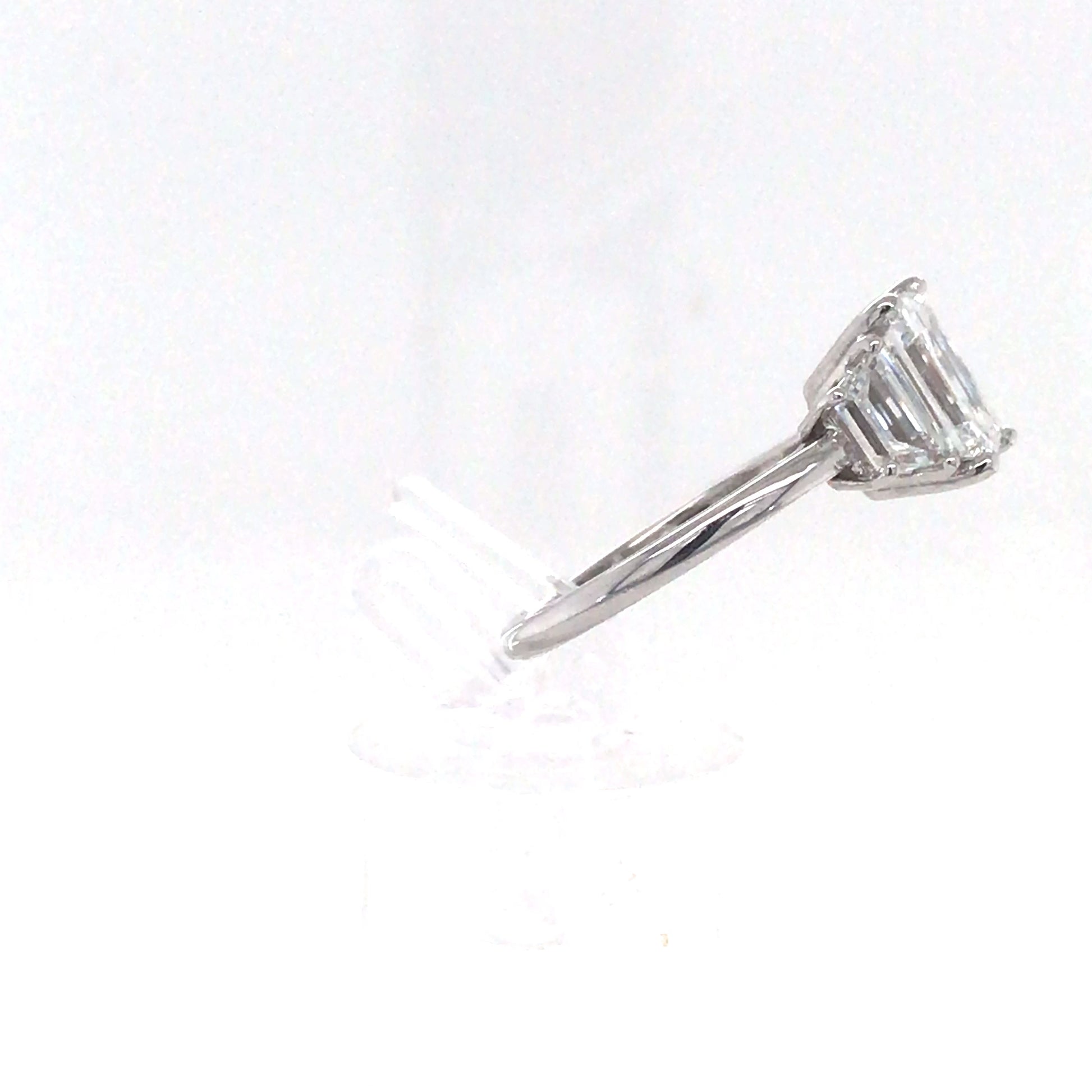 14KW 3.17CTW EMERALD CUT-TRAPEZE DIAMOND ENGAGEMENT RING