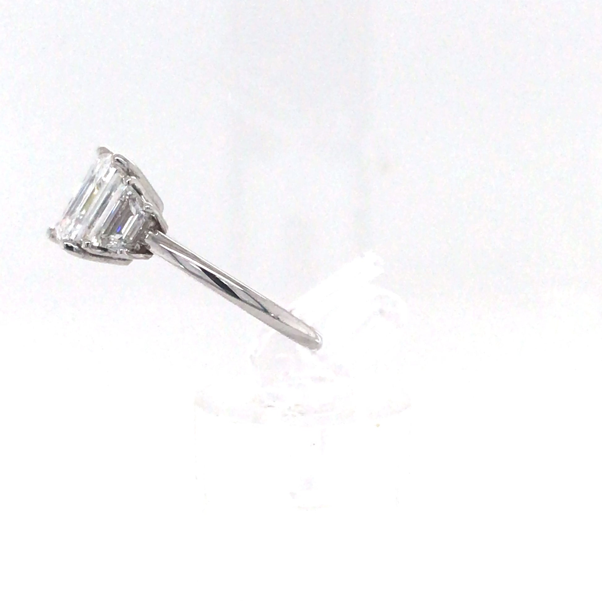 14KW 3.17CTW EMERALD CUT-TRAPEZE DIAMOND ENGAGEMENT RING