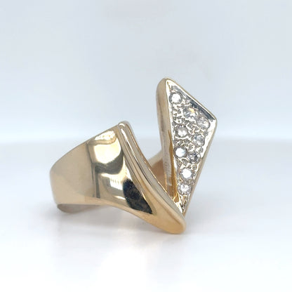 14KY 0.20CTW PAVE DIAMOND "V" FASHION RING SI/H 10.2G