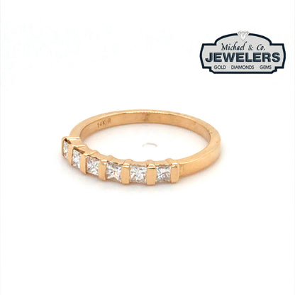 14KY 0.42CTW BAR SET PRINCESS CUT DIAMOND BAND VS2/G-H 2.3G