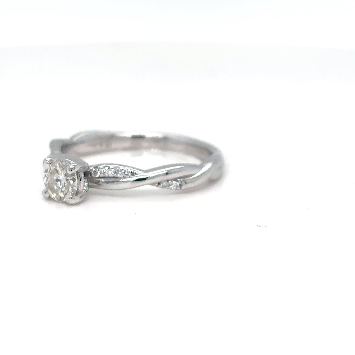 14KY 0.53CTW RIOUND BRILLIANT DIAMONG ENGAGEMENT RING I1/I 2.8G