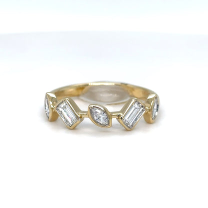 14KY 0.94CTW BAGUETTE-MARQUISE DIAMOND RING VS/G 2.3G