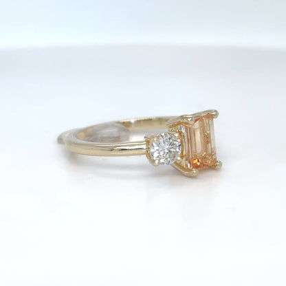 14KY 1.13CTW GOLDEN IMPERIAL TOPAZ-DIAMOND RING 2.7G