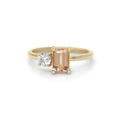 14KY 1.13CTW GOLDEN IMPERIAL TOPAZ-DIAMOND RING 2.7G