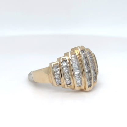 14KY 1.17CTW BAGUETTE-ROUND BRILLIANT DIAMOND FASHION RING SI2-I1/H-I 7.2G