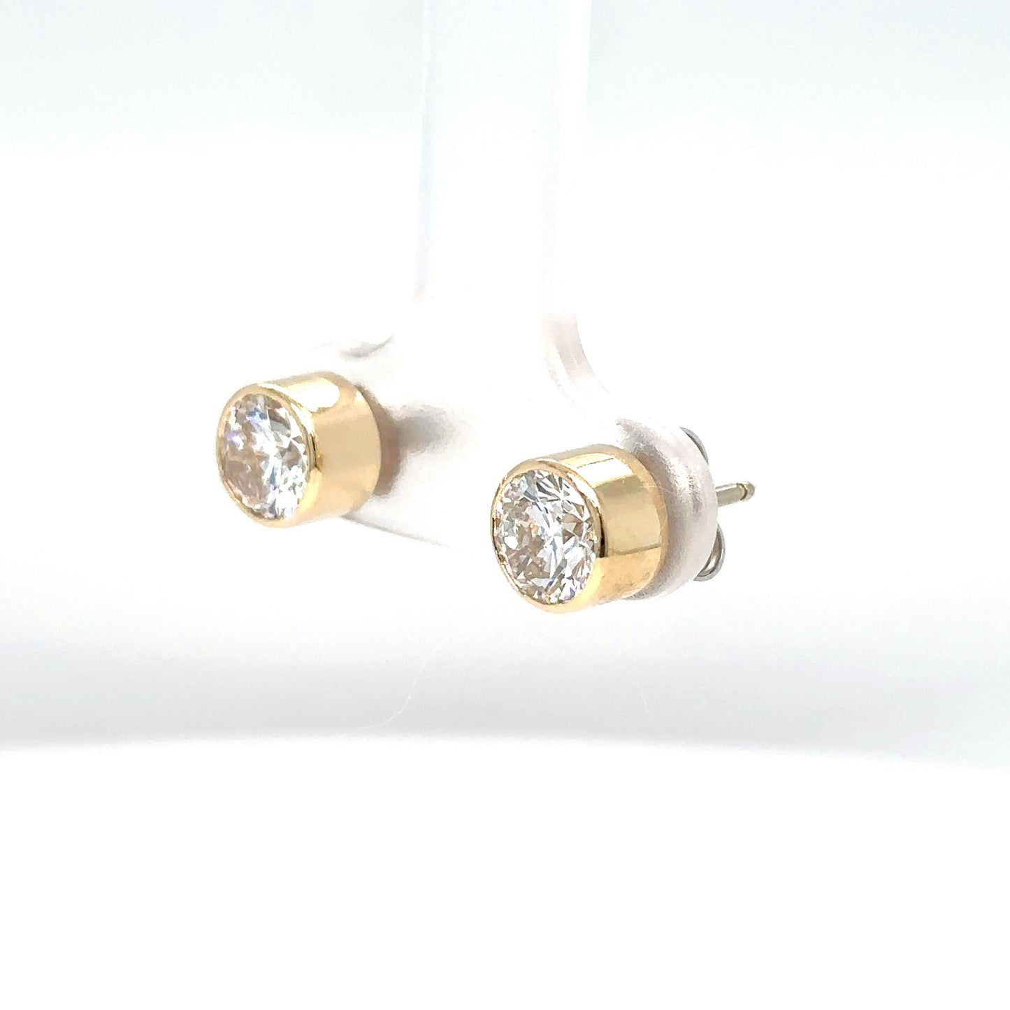 14KY 1.25CTW ROUND BRILLIANT BEZEL DIAMOND EARRINGS SI1/2/H 1.4G