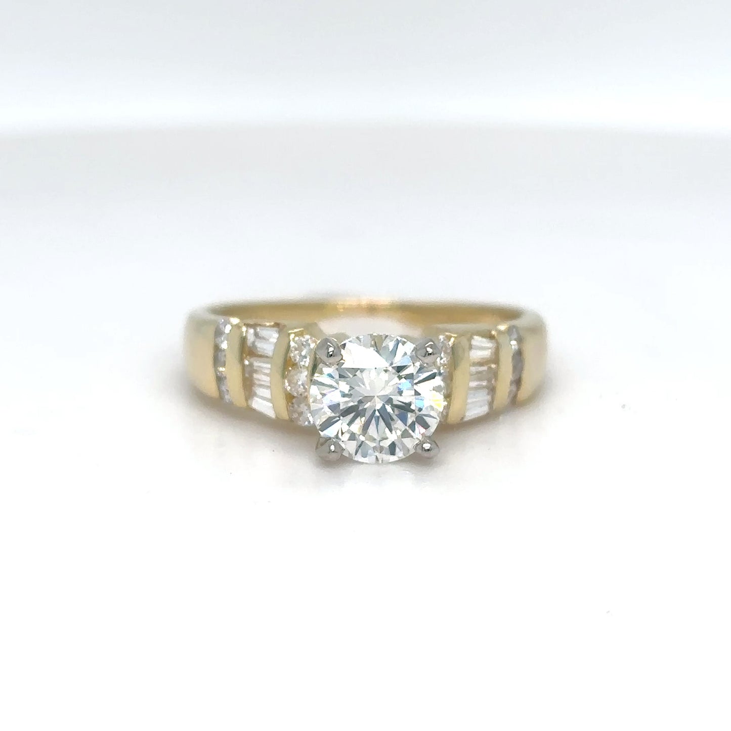 14KY 1.52CTW ROUND BRILLIANT-BAGUETTE DIAMOND ENGAGEMENT RING SI1/I 4.0G