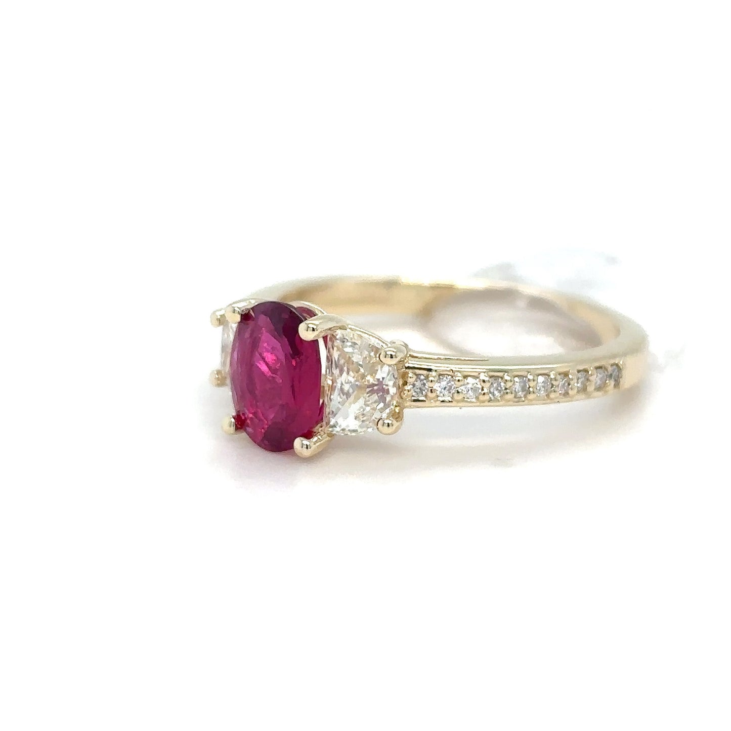 14KY 1.54CTW RUBY-DIAMOND RING "AAA" VS2/F-G 3.1G