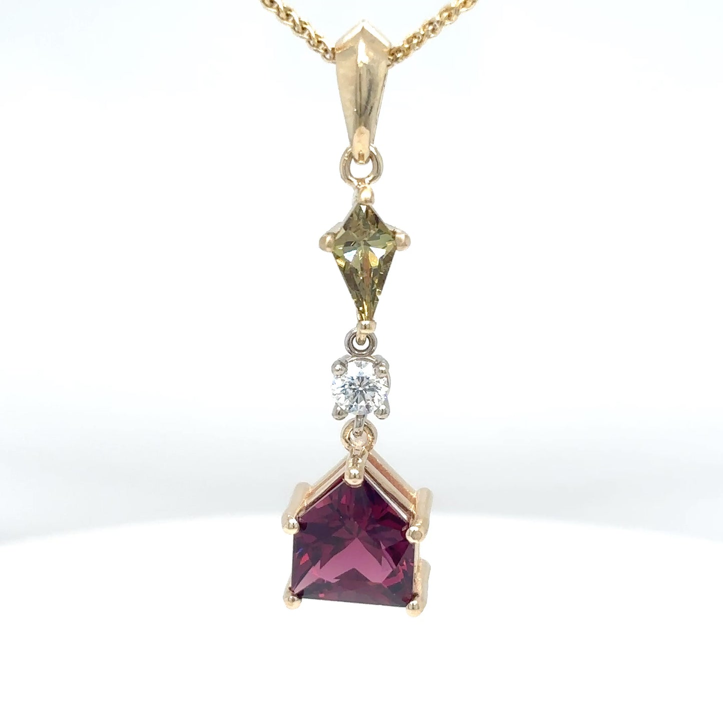 14KY 2.81CTW DEMANTOID-PURPLE GARNET-DIAMOND PENDANT 1.7G