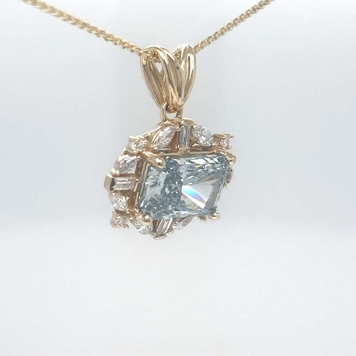 14KY 4.88CTW BLUE/GREEN LAB GROWN DIAMOND PENDANT VVS2/FIBGLG-VVS2/F 3.1G