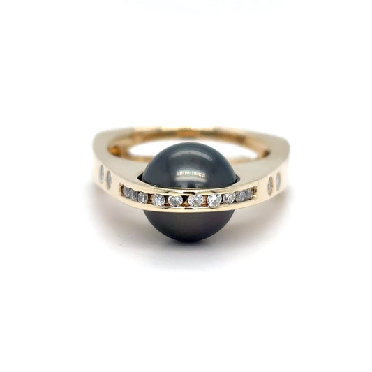 14KY CONTEMPORARY 9.0MM BLACK PEARL-0.20CTW ROUND DIAMOND RING SI/G-H 5.8G-Fine Jewelry in Bradenton &amp; Lakewood Ranch, Fl. | Michael &amp; Co. Jewelers