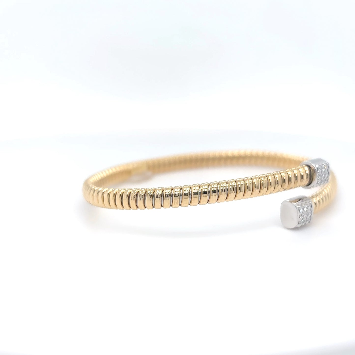 18KTT 0.15CTW ROUND BRILLIANT DIAMOND FLEXIBLE BANGLE BRACELET VS/F-G 10.4G