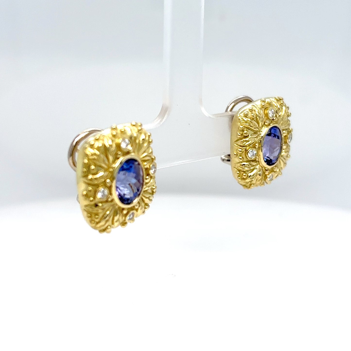 18KTT 2.80CTW TANZANITE-DIAMOND EARRINGS "AAA" VS/F-G 14.7G