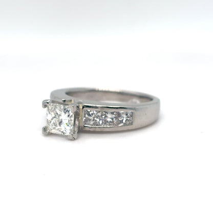 PLAT. 2.12CTW PRINCESS BRILLIANT DIAMOND ENGAGEMENT RING VS2/H 10.1G