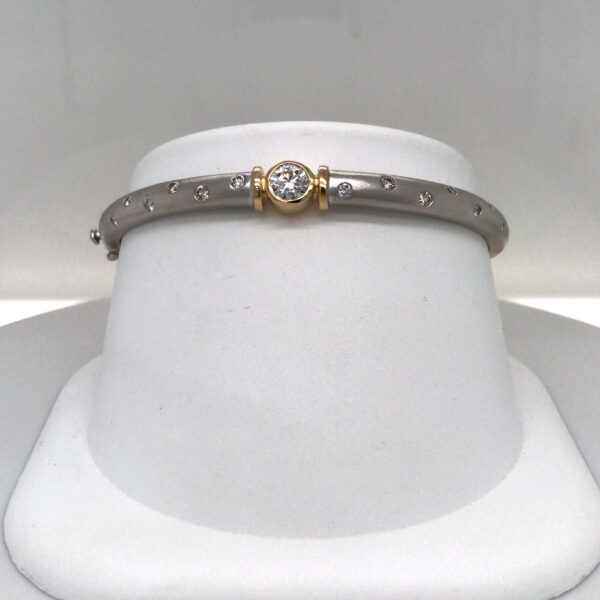 1.00CTW Diamond Bangle Bracelet - 14KTT