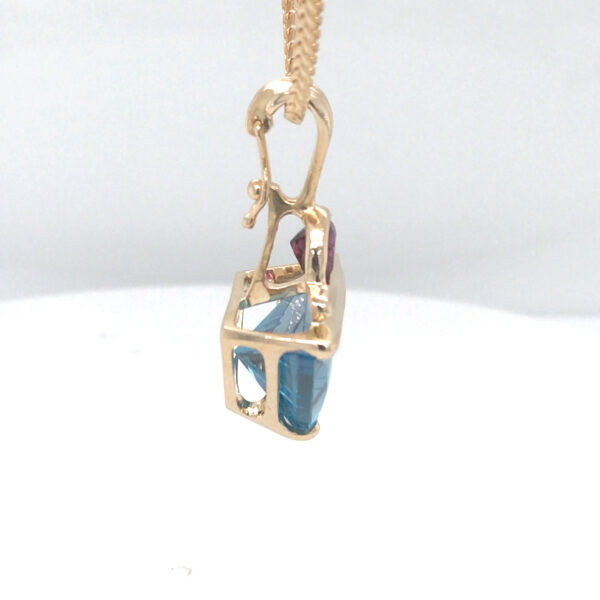 7.53ct Blue Spinel and 7x5mm Rhodolite Garnet Pendant - 14KY - Image 2